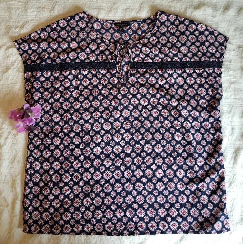 3 for $10 Cute Sleeveless Blouse
